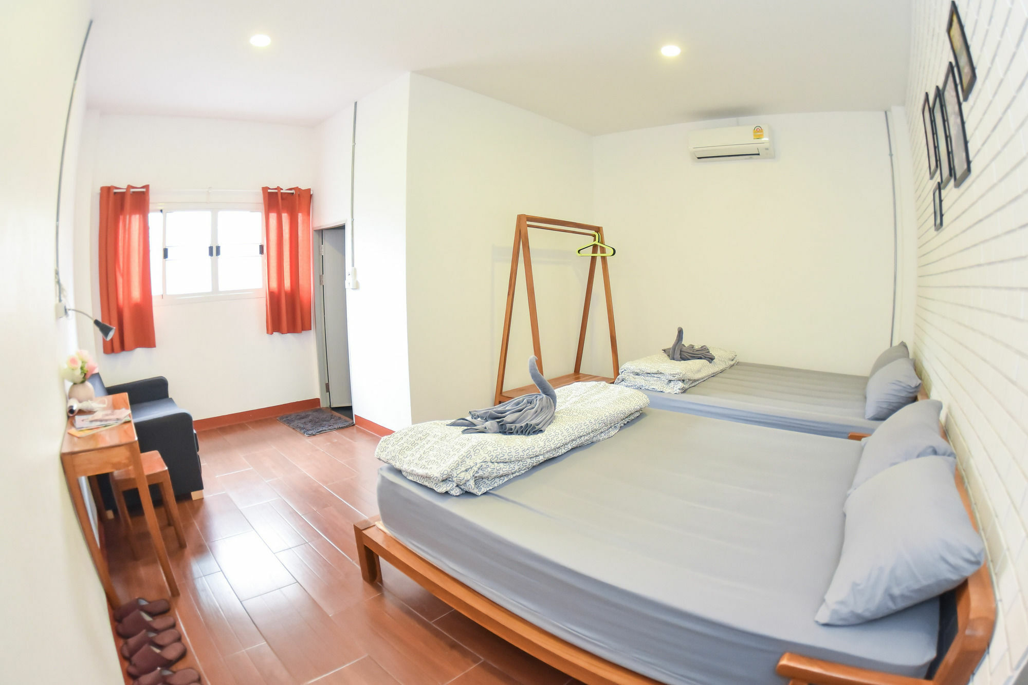 The Garage Hotel Chiang Rai Buitenkant foto